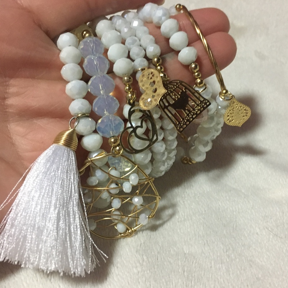 Beautiful Mexican Bracelets (Semanario)